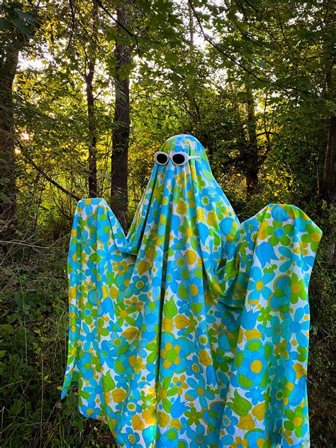 Groovy Ghost The Easiest DIY Vintage Halloween Costume Ever — Emily Retro - Vintage and DIY Home ...