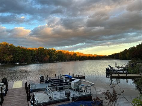 D.C.-area forecast: Mild through midweek; clouds and a shower today - The Washington Post