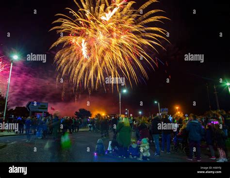 Southport, Merseyside, UK. 2nd October, 2016. Musical Fireworks ...