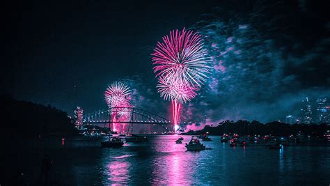 Fireworks Sydney harbour - Mature Times