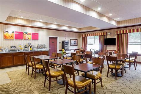 COMFORT SUITES $88 ($̶1̶2̶7̶) - Updated 2023 Prices & Hotel Reviews - Twinsburg, Ohio