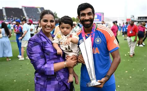 Sanjana Ganesan Treats World Champion Jasprit Bumrah To Ice Cream