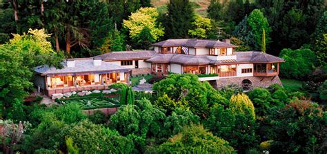 Lake Taupo Lodge | Luxury Accommodation in Taupo | Love Taupo