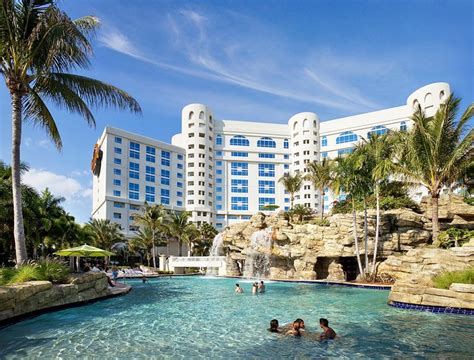 15 Top-Rated Hotels in Tampa | PlanetWare | Seminole hard rock, Best ...