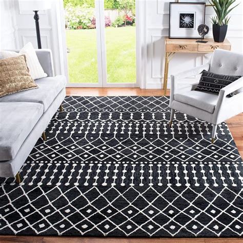 51 Black and White Rugs with Striking High-Contrast Appeal