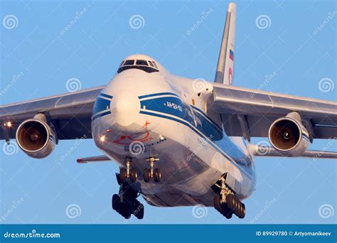 Volga-Dnepr Antonov an-124 Landing at Sheremetyevo International Airport. Editorial Image ...