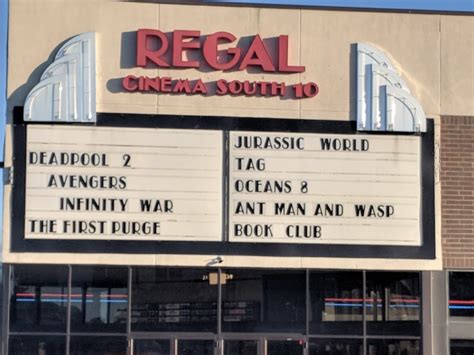 Regal Cinemas South - Youngstown Live