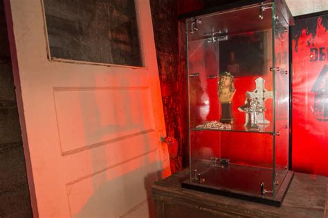 Zak Bagans brings ‘Demon House’ remnants to Las Vegas museum ...