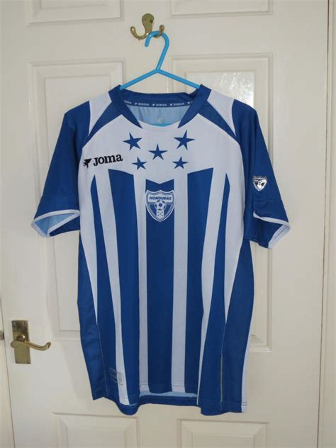 Honduras Home football shirt 2008 - 2009. Added on 2014-02-11, 20:23