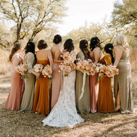 55 Best Bridesmaid Hairstyles for a Jaw Dropping Look