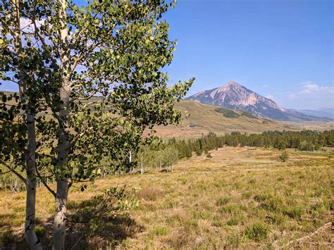 8 Best Crested Butte Hiking Trails To Add To Your Bucket List [2022] - Mike & Laura Travel