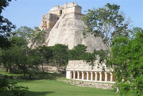 ZONA ARQUEOLÓGICA DE CALAKMUL ~ BITACORA ADVENTURE