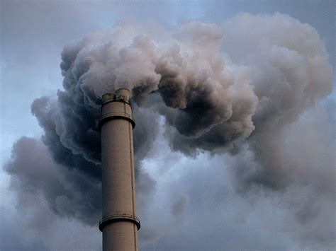 Air Pollution Linked to Anxiety, Increased Stroke Risk