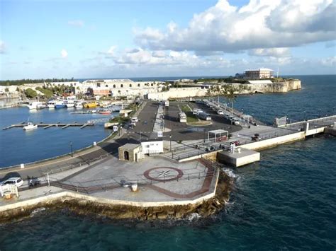 King's Wharf Bermuda Cruise Port - Shopping, Attractions, Excursions