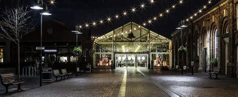 McArthur Glen Designer Outlet Village in Swindon by Night Editorial Photo - Image of editorial ...