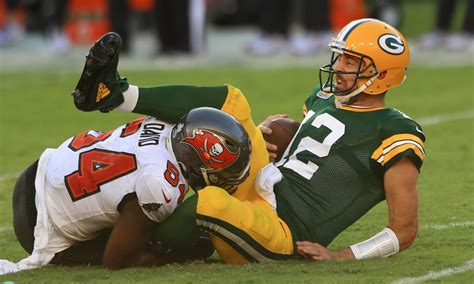 Todd Bowles puts on a clinic as Bucs destroy Aaron Rodgers, Packers