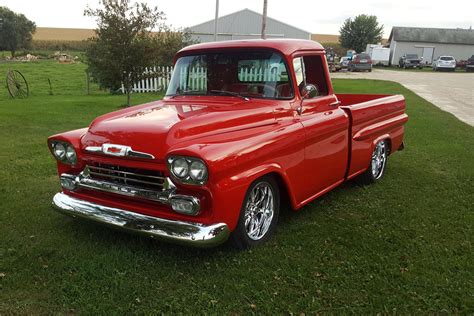 1958 CHEVROLET APACHE CUSTOM PICKUP