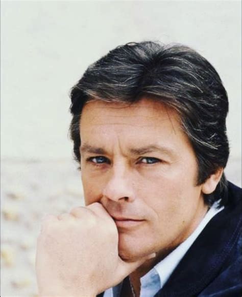 Violet Eyes, Alain Delon, Quiz, Beautiful Men, Cinema, Actresses, Actors, Boys, Classic