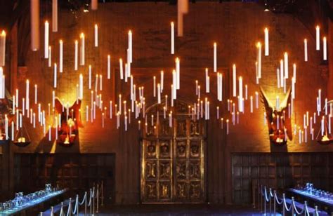 Discovering Hogwarts Studio Tour: 400 Floating Candles Now Hang In Great Hall