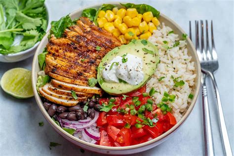 Easy Chicken Burrito Bowl | Easy Burrito Bowls Recipe | Healthy Fitness Meals