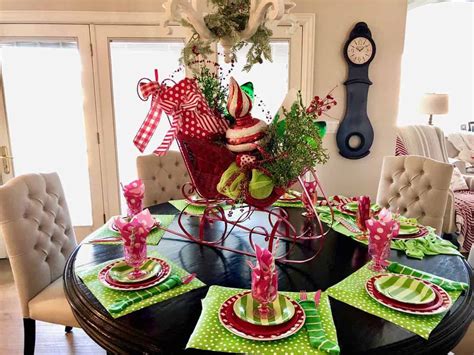 Grinch Themed Christmas Breakfast - Design Dazzle