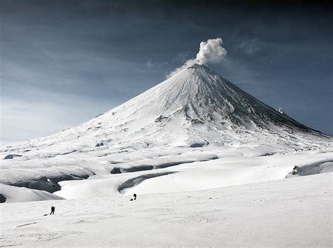 Klyuchevskaya Sopka - Russia | peakery