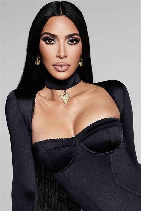 Kim Kardashian Skims Instagram December 13, 2023 – Star Style