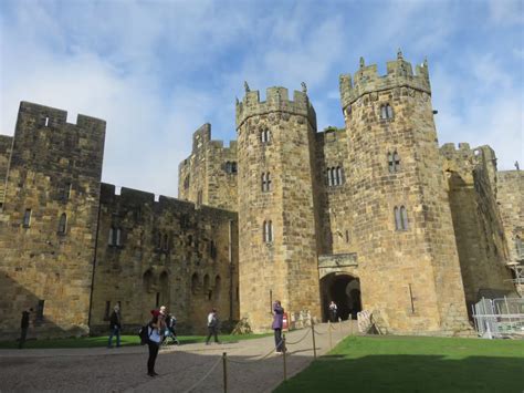 Alnwick Castle & Garden | Joni's Jottings