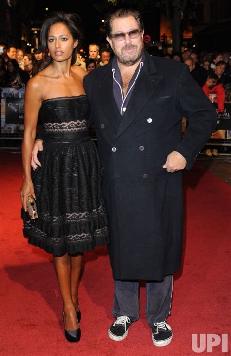 Photo: Julian Schnabel and Rula Jebreal attend the premiere of "Miral" in London ...