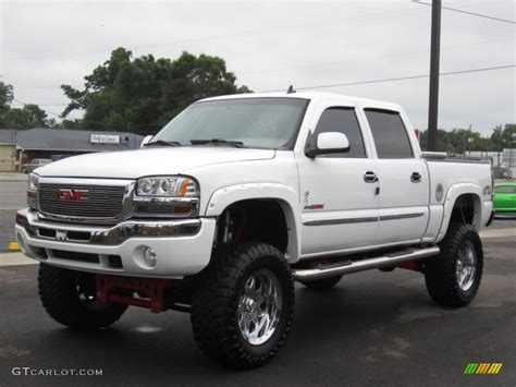 2006 GMC Sierra 1500 SLT Crew Cab 4x4 Custom Wheels Photo #66351152 | GTCarLot.com