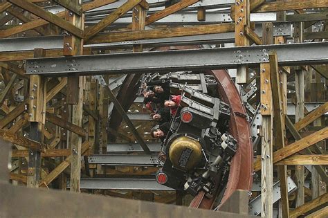 Cedar Point Debuts New Steel Vengeance Roller Coaster – Coaster Nation