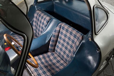 Mercedes-Benz 300SL Gullwing's Plaid Upholstery is Back! | Automobile Magazine