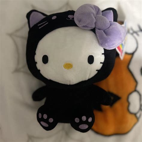 Hello kitty Halloween plush - Depop