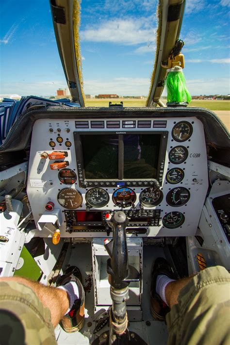 "Modernized" F-86 Sabre cockpit : r/flying