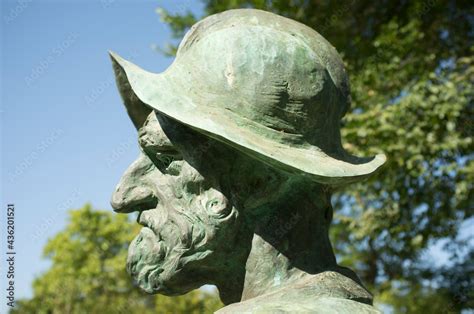 Francisco Pizarro statue. Profile closeup Stock Photo | Adobe Stock