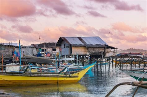 Premium Photo | Traditional fishing village in palawan island, philippines