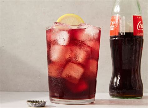 Forget Rum And Coke—All We Want Is Red Wine And Coke | Recipe | Easy alcoholic drinks, Fun ...