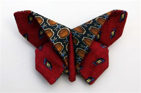 Wandering Lydia: Upcycling Silk Neckties