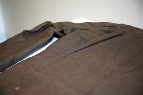 How to Wax a Jacket: A Step-By-Step Guide to Waterproof Cotton | Stridewise