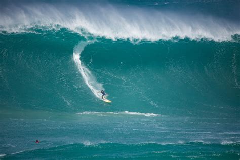 Hawaiian surfing holidays: 5 of the best Hawaii surf spots