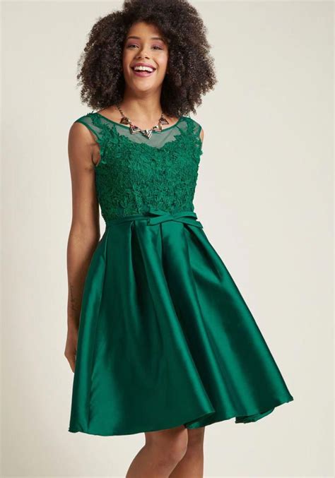 Vintage Inspired Christmas Cocktail Dresses, Party Dresses Lace Bodice in Green # ...