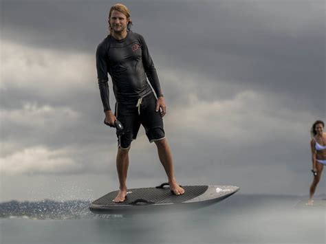 Lift Foils eFoil electric surfboard series operates via remote » Gadget ...