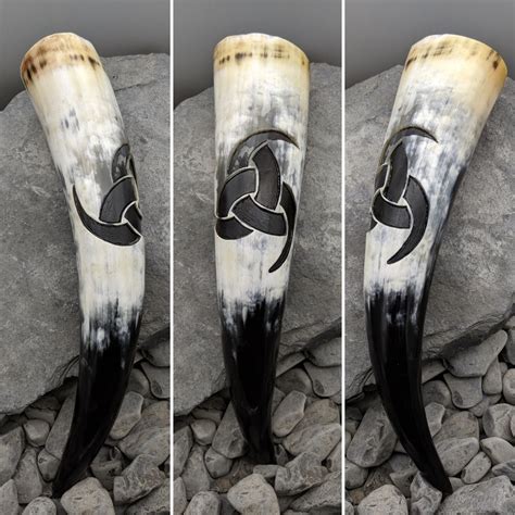 Triple horns of Odin drinking horn (Full Carve) – Horns of Odin