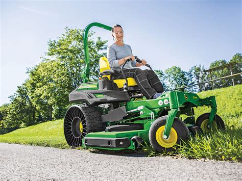 John Deere Zero Turn Mowers