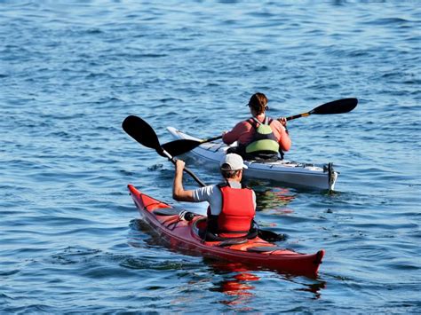 What Is Kayaking? (with pictures)