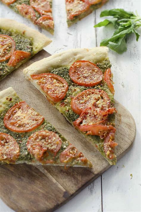 vegan pesto pizza toppings