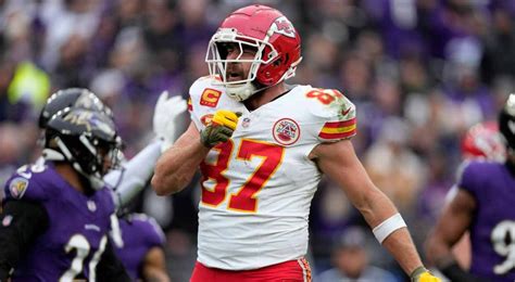 Chiefs’ Kelce sets NFL record for most career post-season receptions