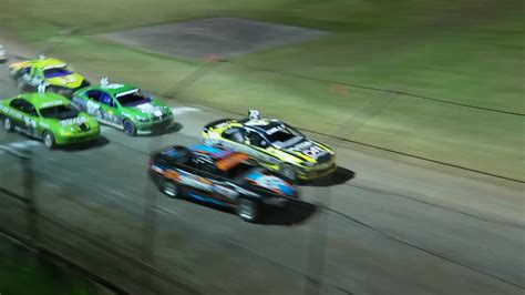 STREET STOCK RUMBLE AT LISMORE SPEEDWAY – NBN News