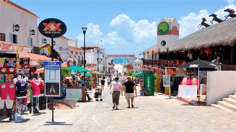 Todo sobre la Avenida Tulum en Cancun - VIAJESREBAJADOS.com