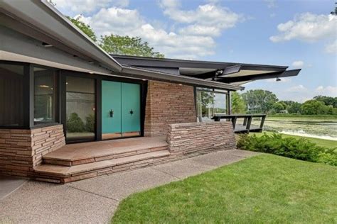 Mid-Century House in Minnesota Marries Frank Lloyd Wright with Googie ...